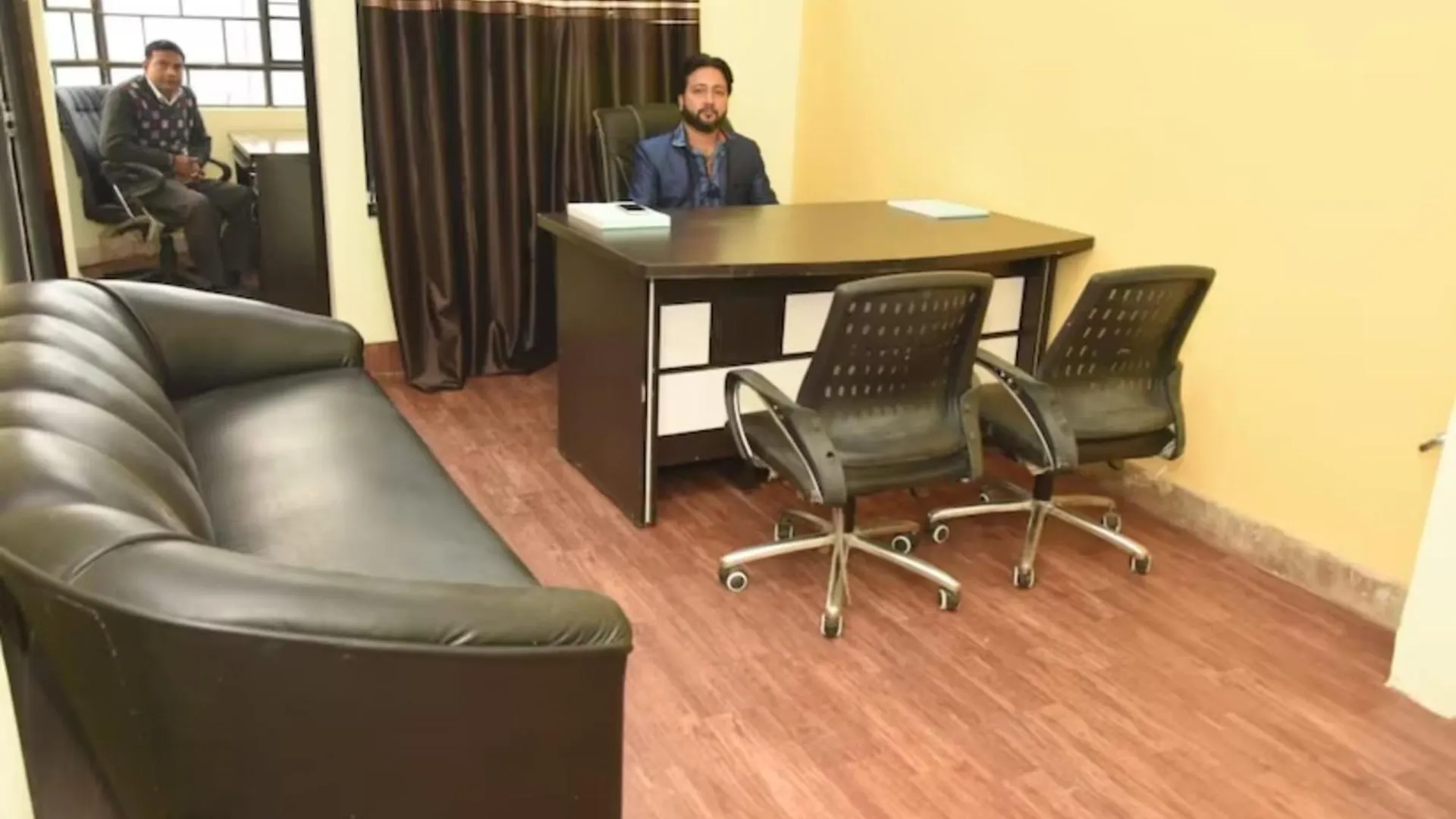 Hotel Goroomgo Varanasi Paradise Varanasi - Parking & Restaurant Available - Perfect Location And Comfortable Room